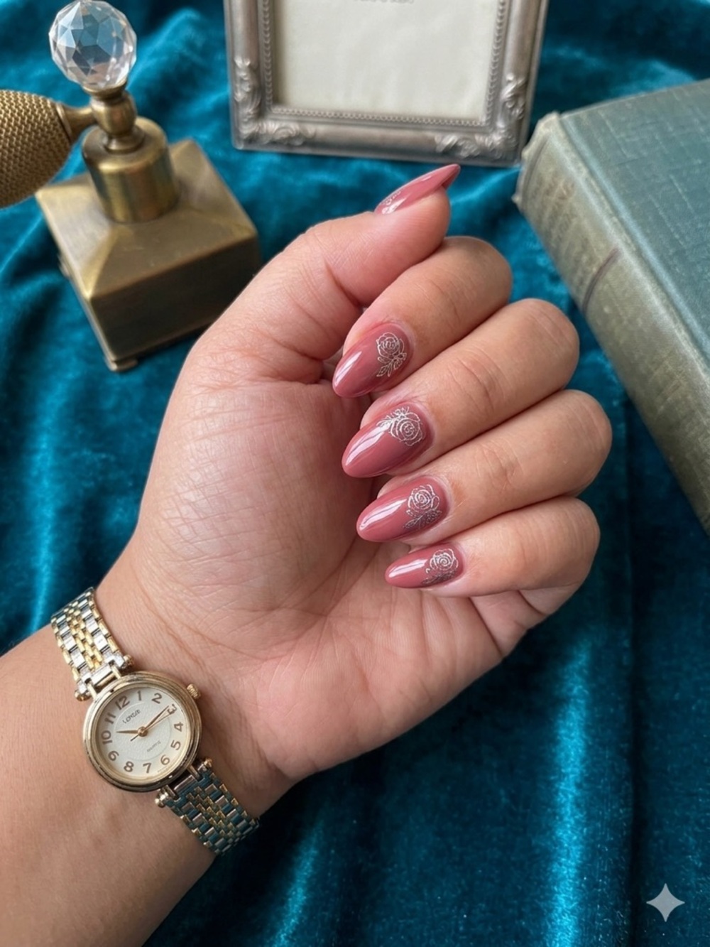 Vintage 1990s Timex Women's Two-Tone Gold and Silver Watch